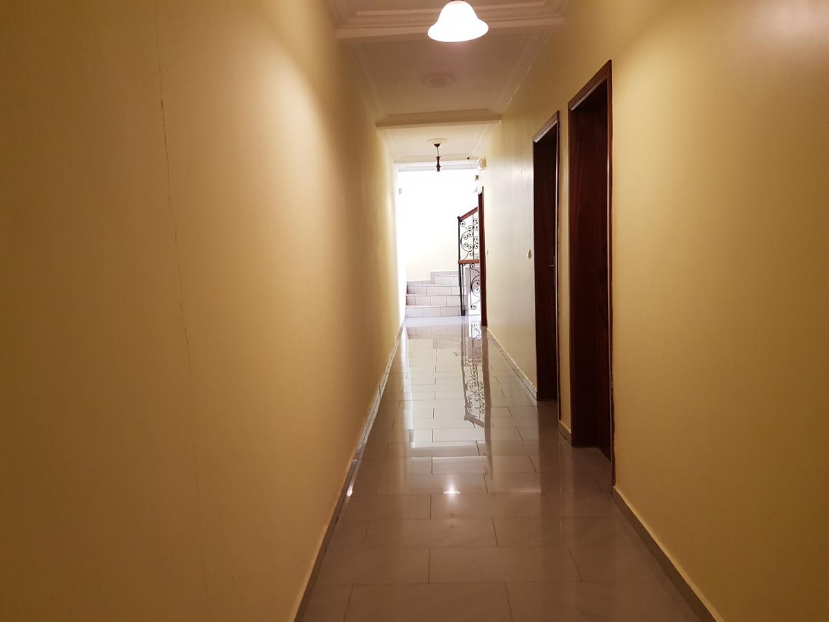 Liza Hotel Yaoundé Esterno foto